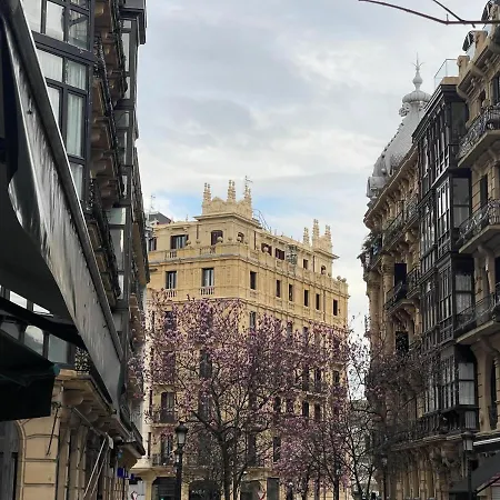 El Mirador De Larramendi San Sebastián